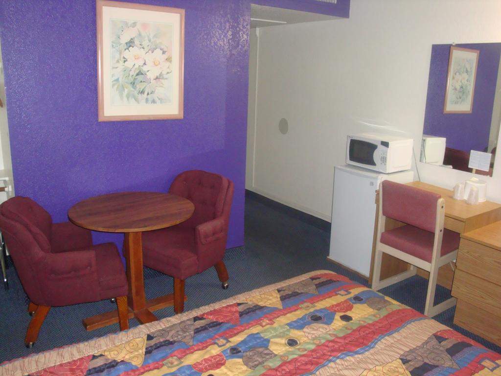 Travelers Inn Lake Havasu Lake Havasu City Ruang foto