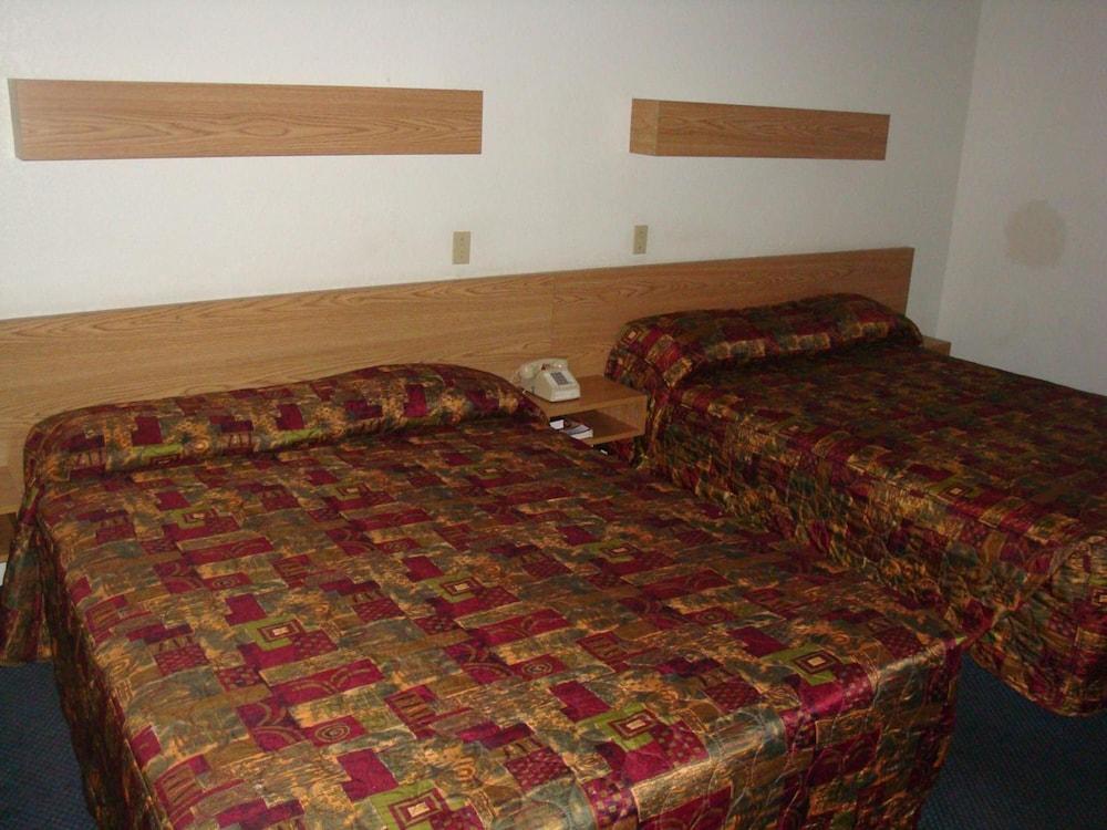 Travelers Inn Lake Havasu Lake Havasu City Bagian luar foto