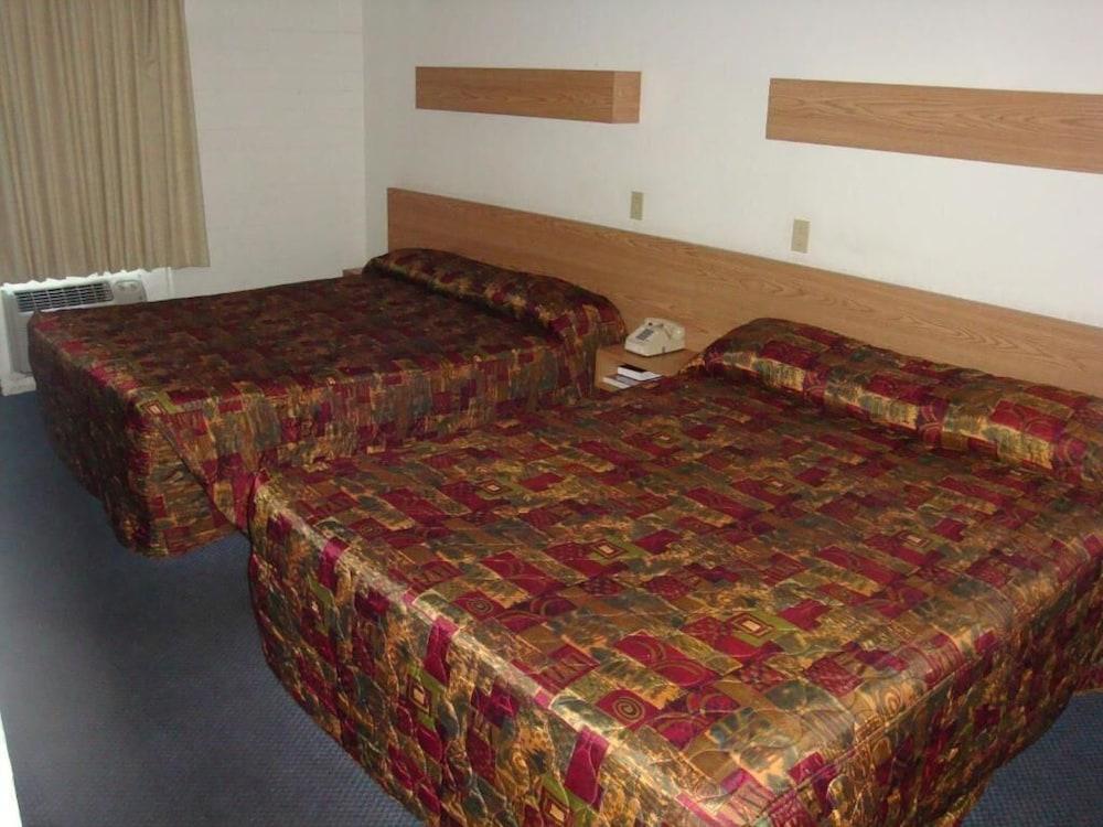 Travelers Inn Lake Havasu Lake Havasu City Bagian luar foto